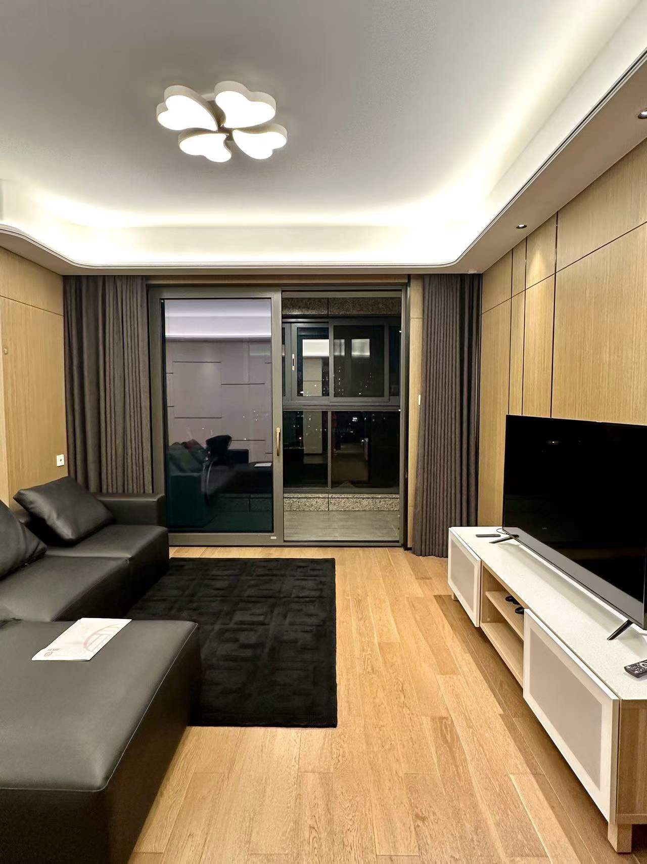 静安区 圣和静安公馆 2BR Shanghai Rental | ExpatHome