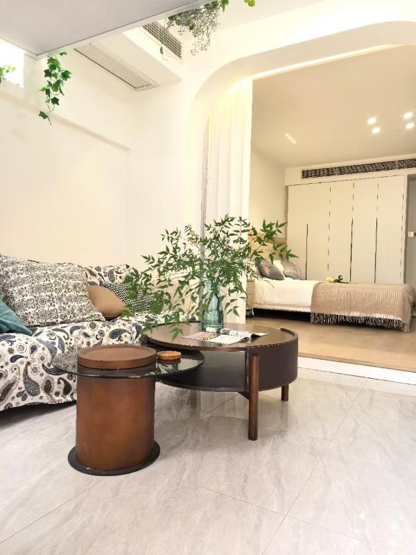 静安区 余姚路487弄 2BR Shanghai Rental | ExpatHome