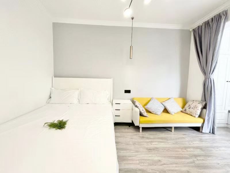 静安区 余姚路487弄 1BR Shanghai Rental | ExpatHome