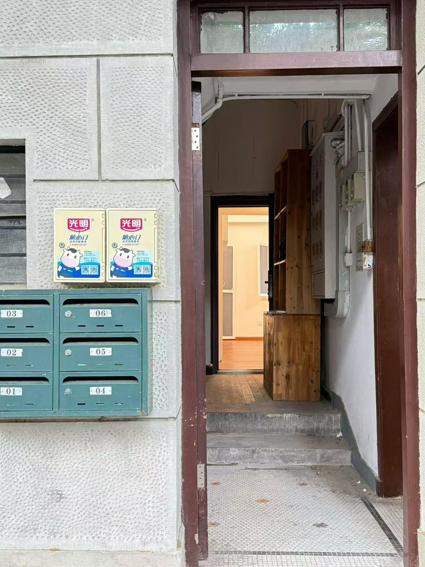 徐汇区 康平路203弄 1BR Shanghai Rental | ExpatHome