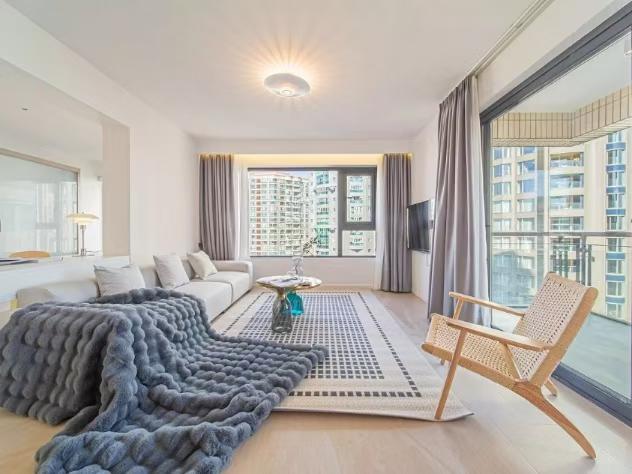 长宁区 东方剑桥 2BR Shanghai Rental | ExpatHome
