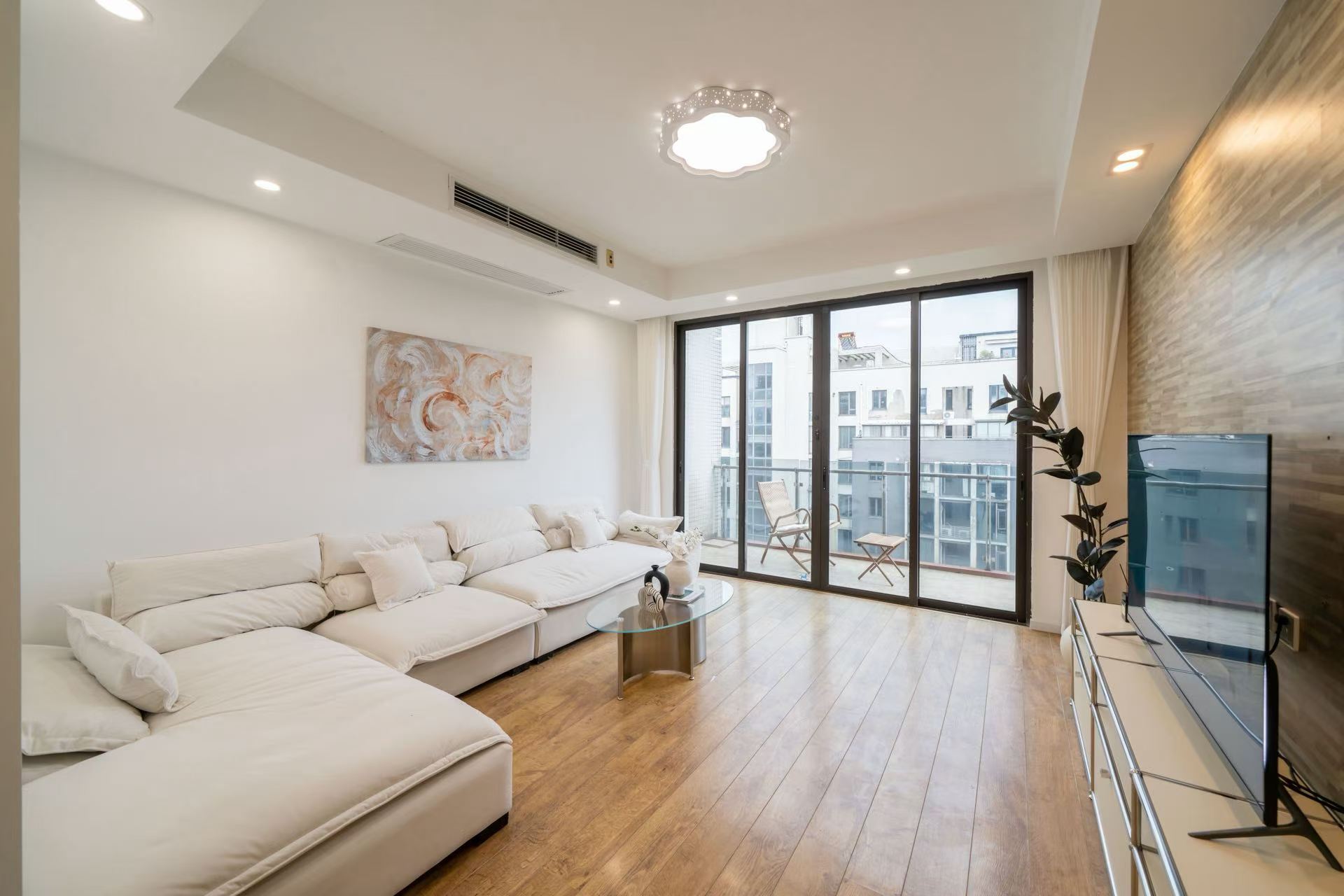 宝山区 铂金华府 3BR Shanghai Rental | ExpatHome