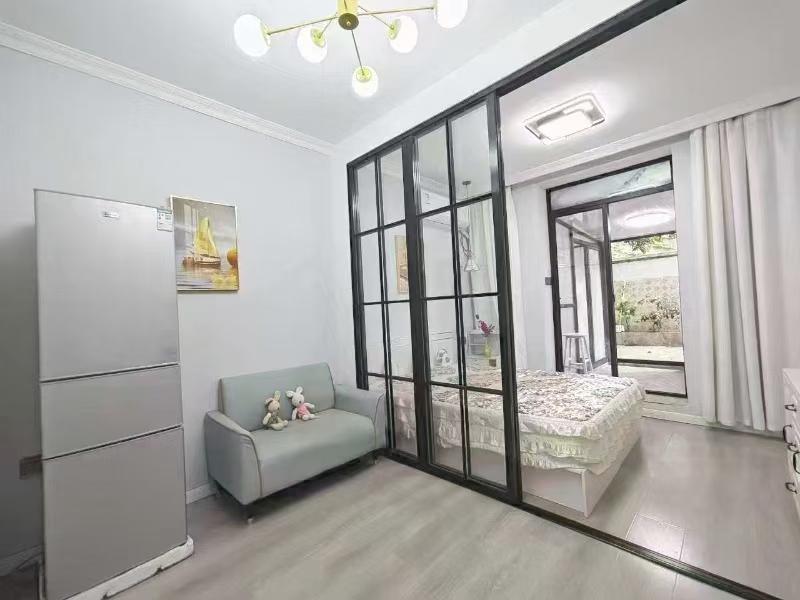 长宁区 天山四村 1BR Shanghai Rental | ExpatHome