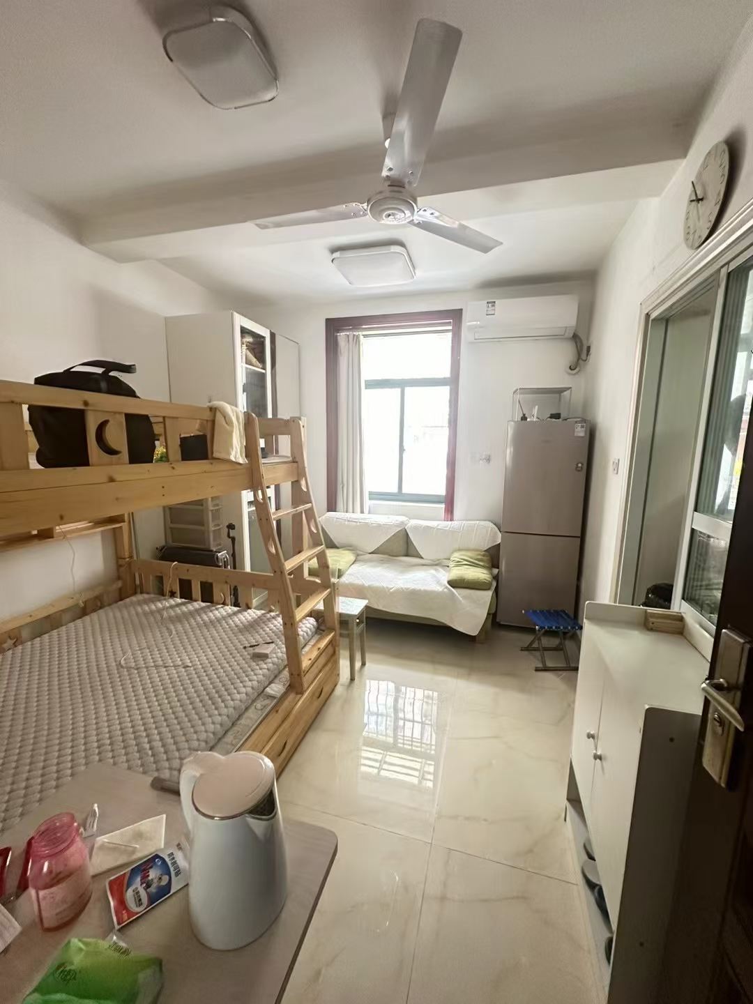 长宁区 遵义小区 1BR Shanghai Rental | ExpatHome