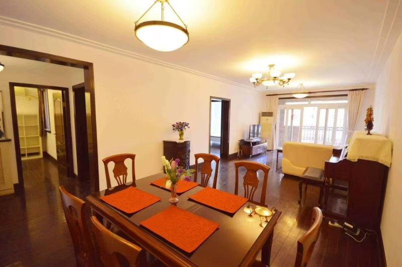 长宁区 华山路1520弄 2BR Shanghai Rental | ExpatHome