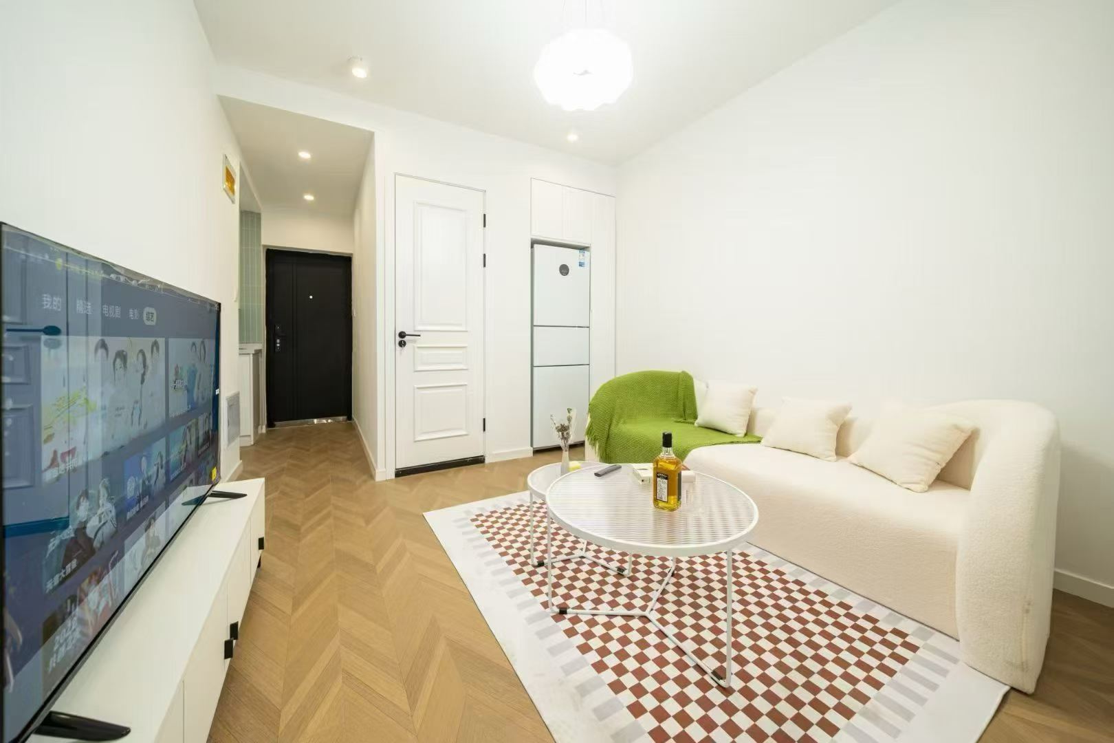 静安区 昌化路994弄 1BR Shanghai Rental | ExpatHome