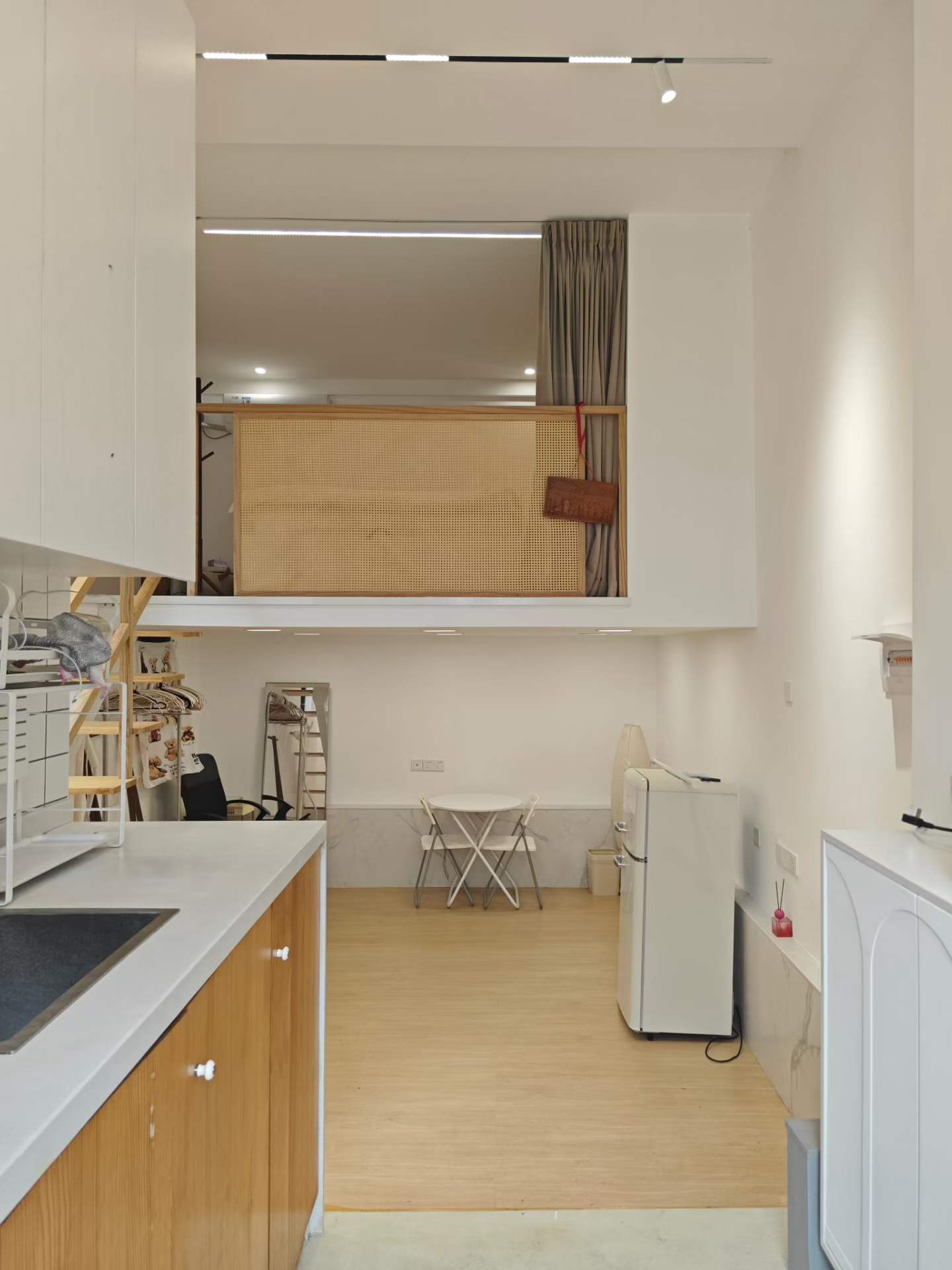 徐汇区 上海 1BR Shanghai Rental | ExpatHome