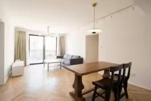 徐汇区 海斯大厦 4BR Shanghai Rental | ExpatHome