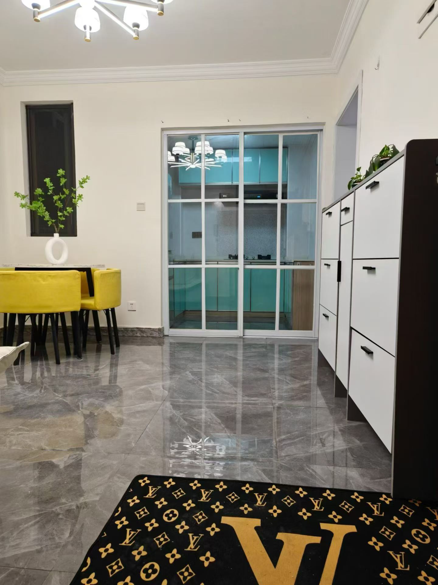 浦东新区 士韵家园二期 2BR Shanghai Rental | ExpatHome