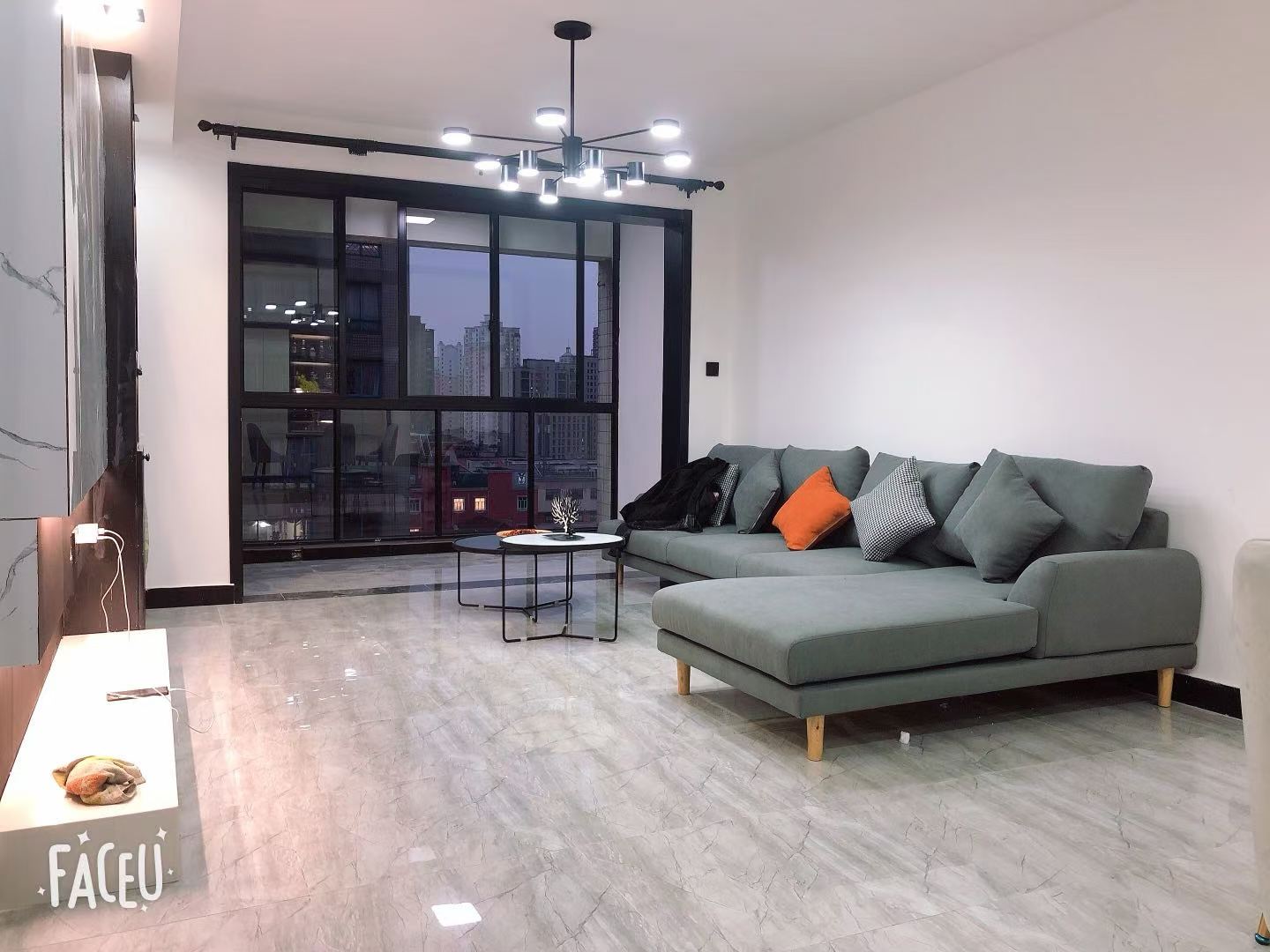 黄浦区 明日星城 2BR Shanghai Rental | ExpatHome