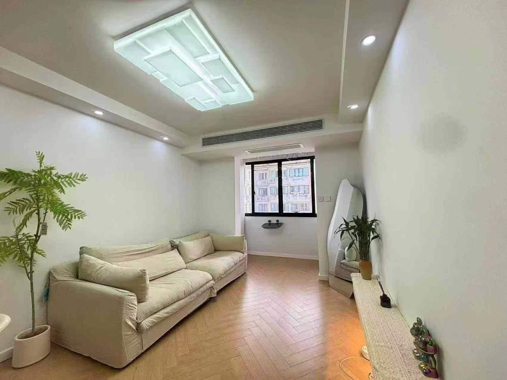 长宁区 玉屏大楼 1BR Shanghai Rental | ExpatHome