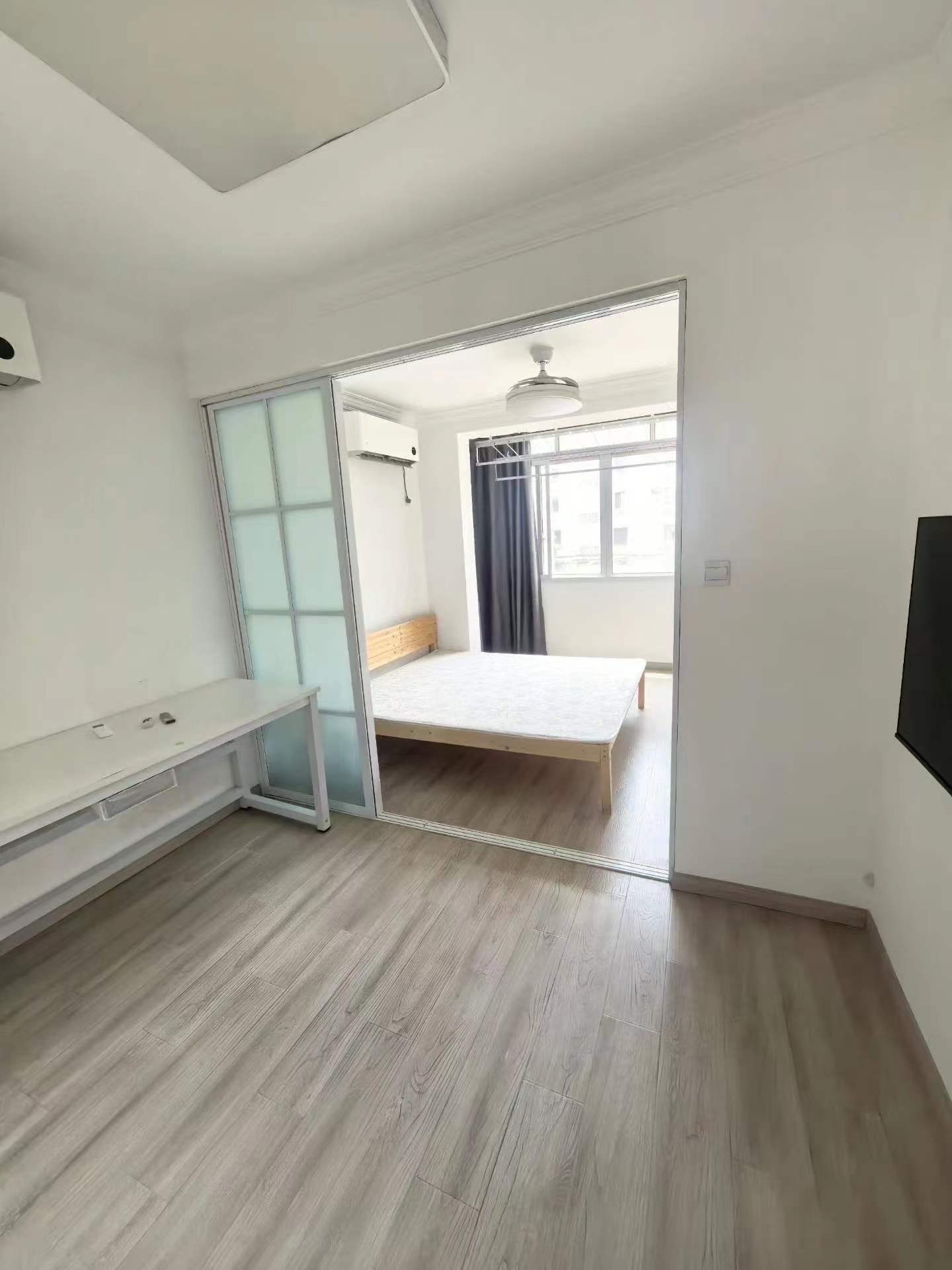 长宁区 玉屏小区 1BR Shanghai Rental | ExpatHome