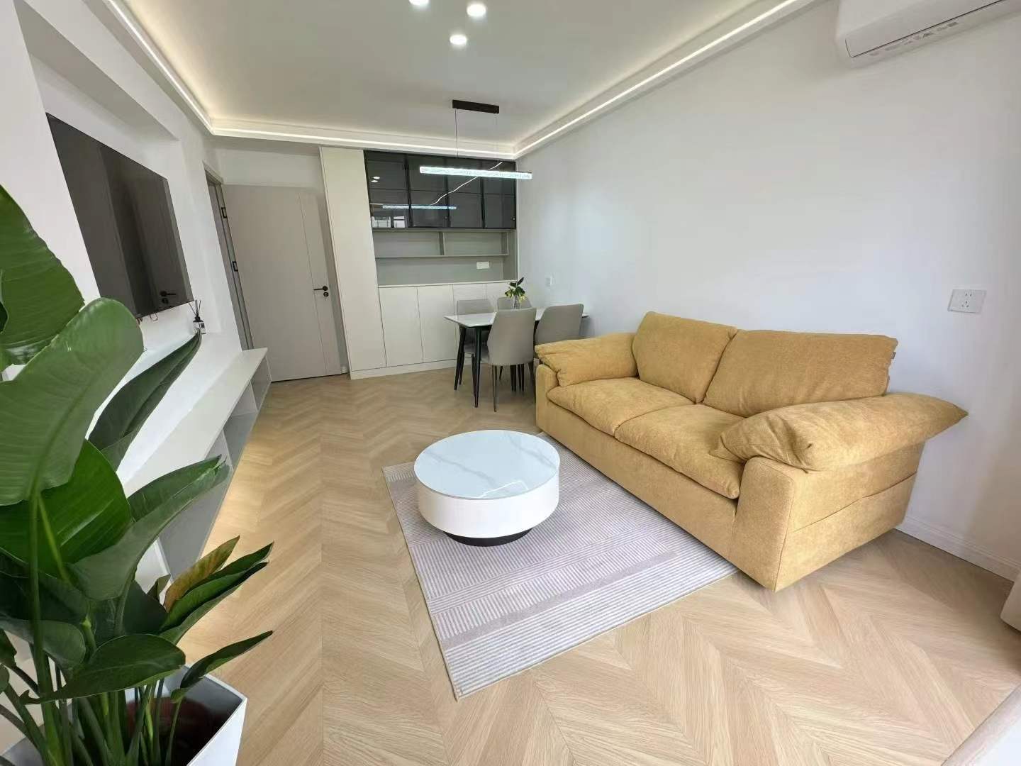 长宁区 新光小区 1BR Shanghai Rental | ExpatHome