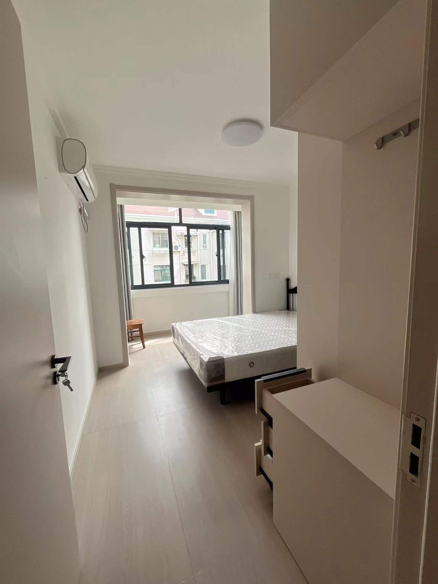 长宁区 新光小区 1BR Shanghai Rental | ExpatHome