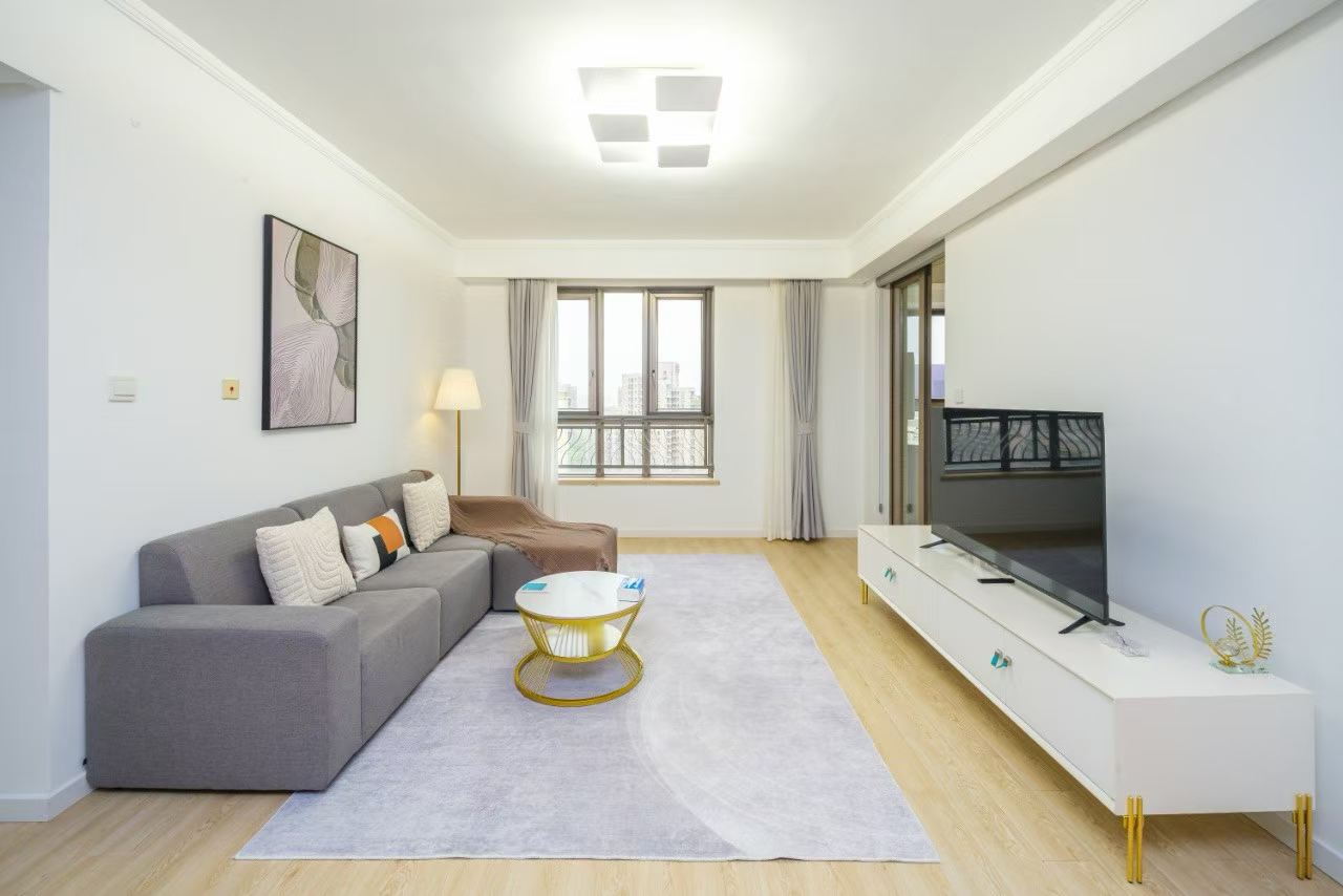 长宁区 御翠豪庭 1BR Shanghai Rental | ExpatHome