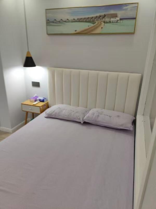 长宁区 虹霞小区 1BR Shanghai Rental | ExpatHome