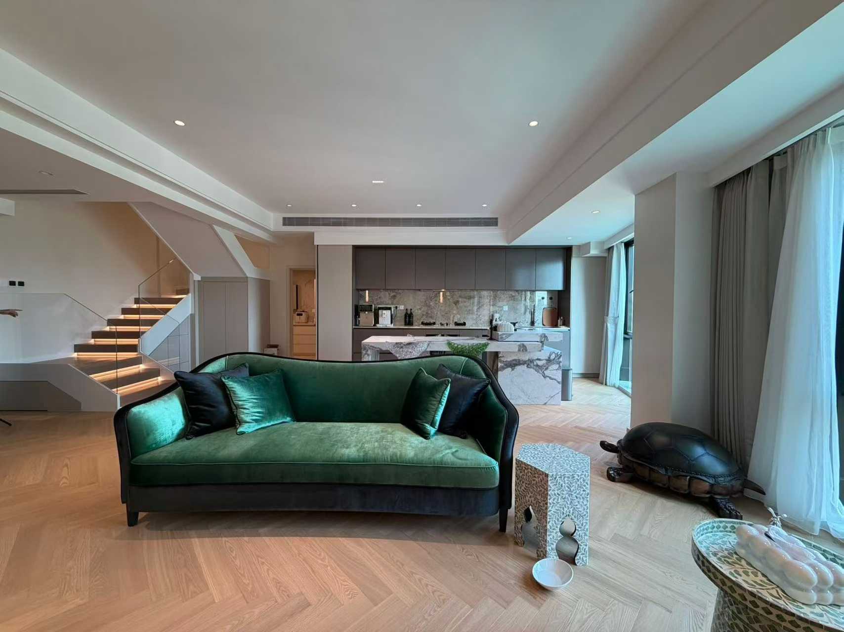 徐汇区 东亚公寓 2BR Shanghai Rental | ExpatHome