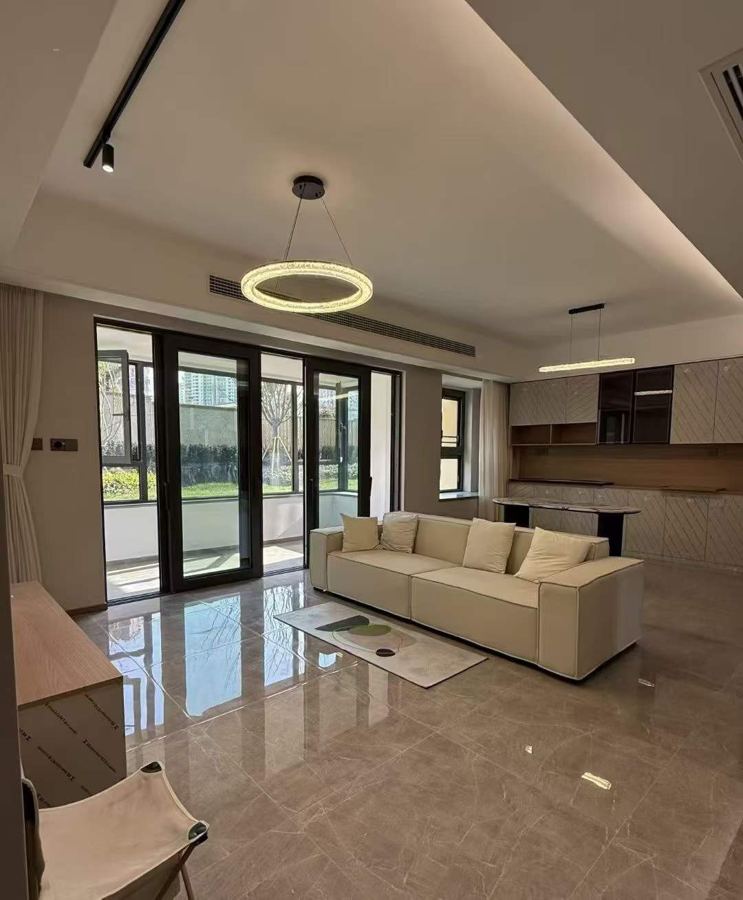 普陀区 招商苏河玺 4BR Shanghai Rental | ExpatHome