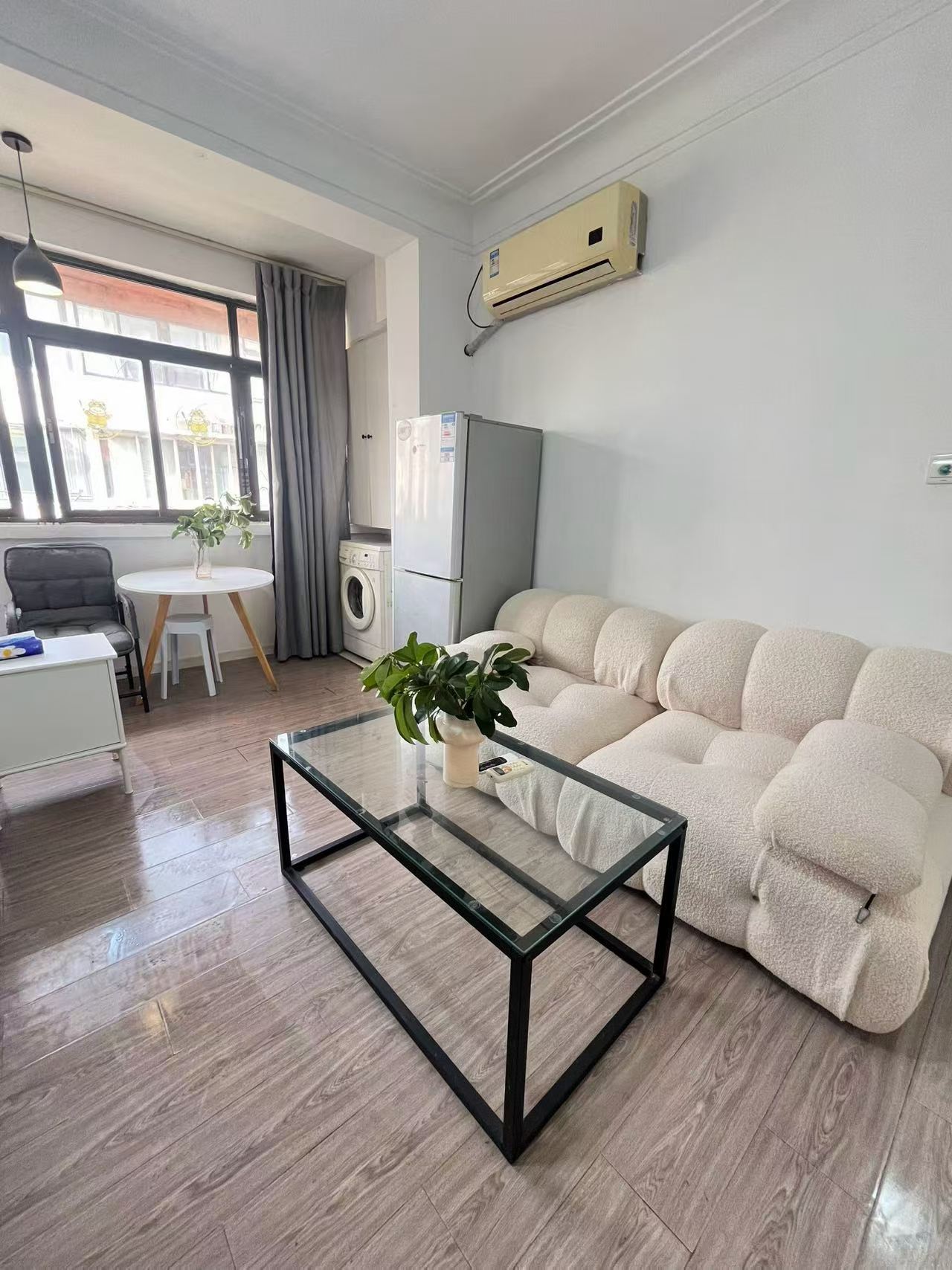 长宁区 华阳路172弄 1BR Shanghai Rental | ExpatHome