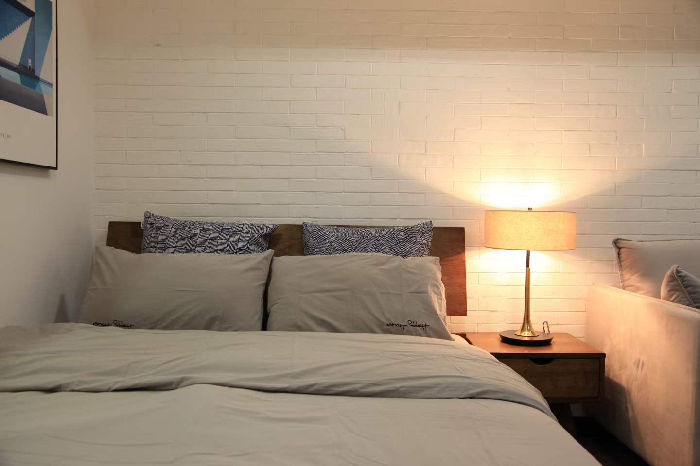 黄浦区 南京西路450弄 1BR Shanghai Rental | ExpatHome