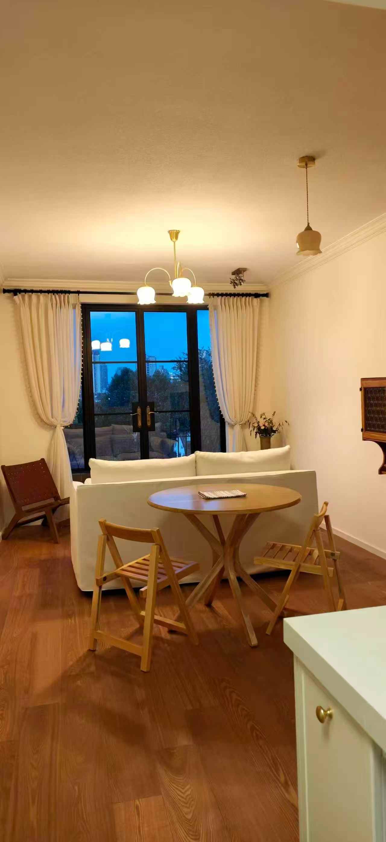 黄浦区 复兴坊 1BR Shanghai Rental | ExpatHome