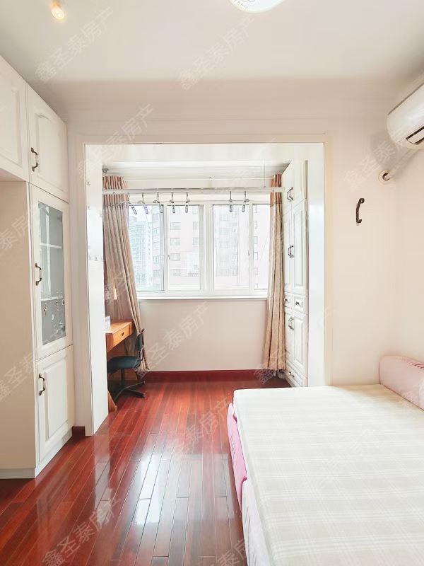 长宁区 建宁大厦 1BR Shanghai Rental | ExpatHome