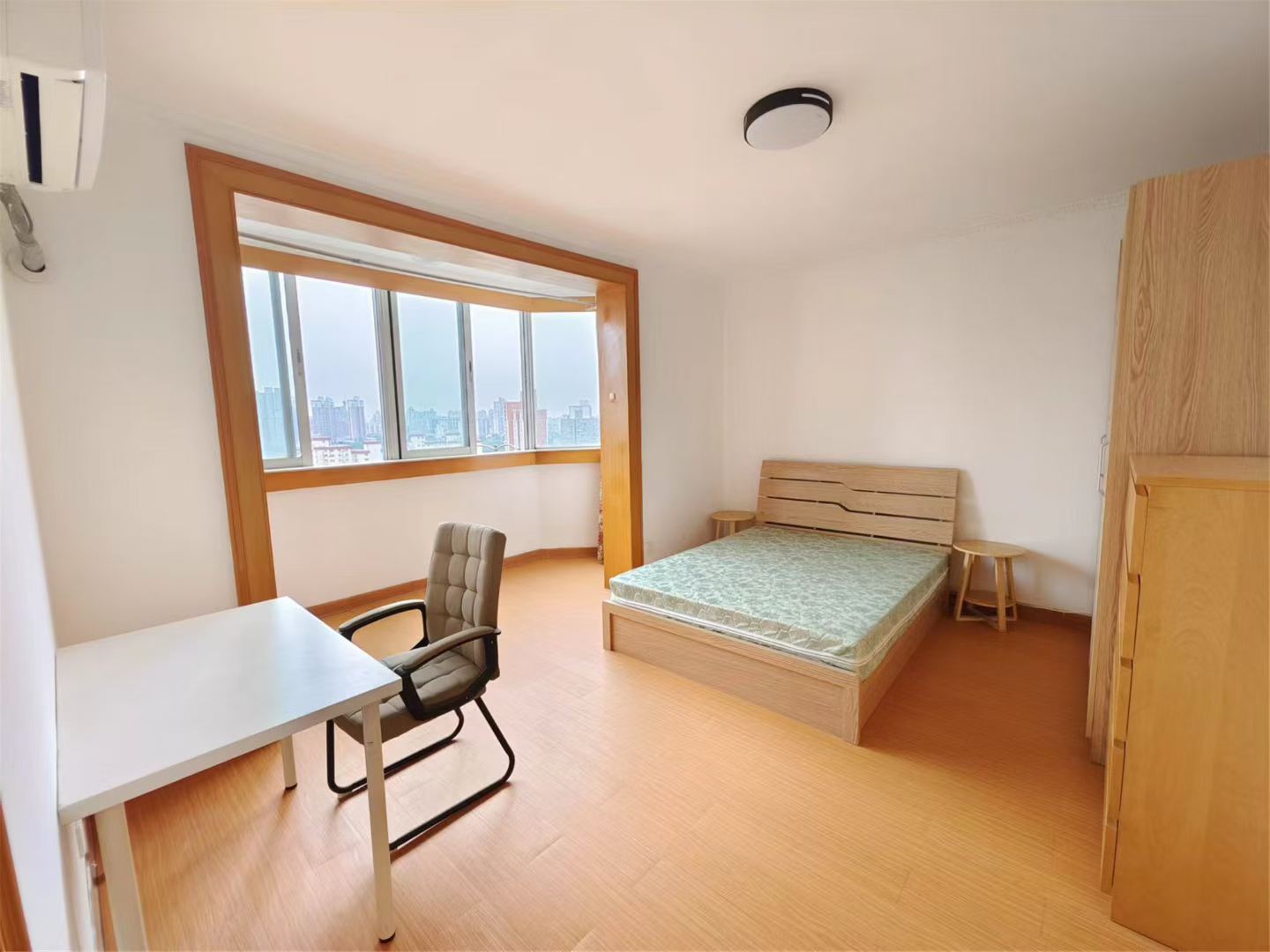 长宁区 长芝大厦 2BR Shanghai Rental | ExpatHome