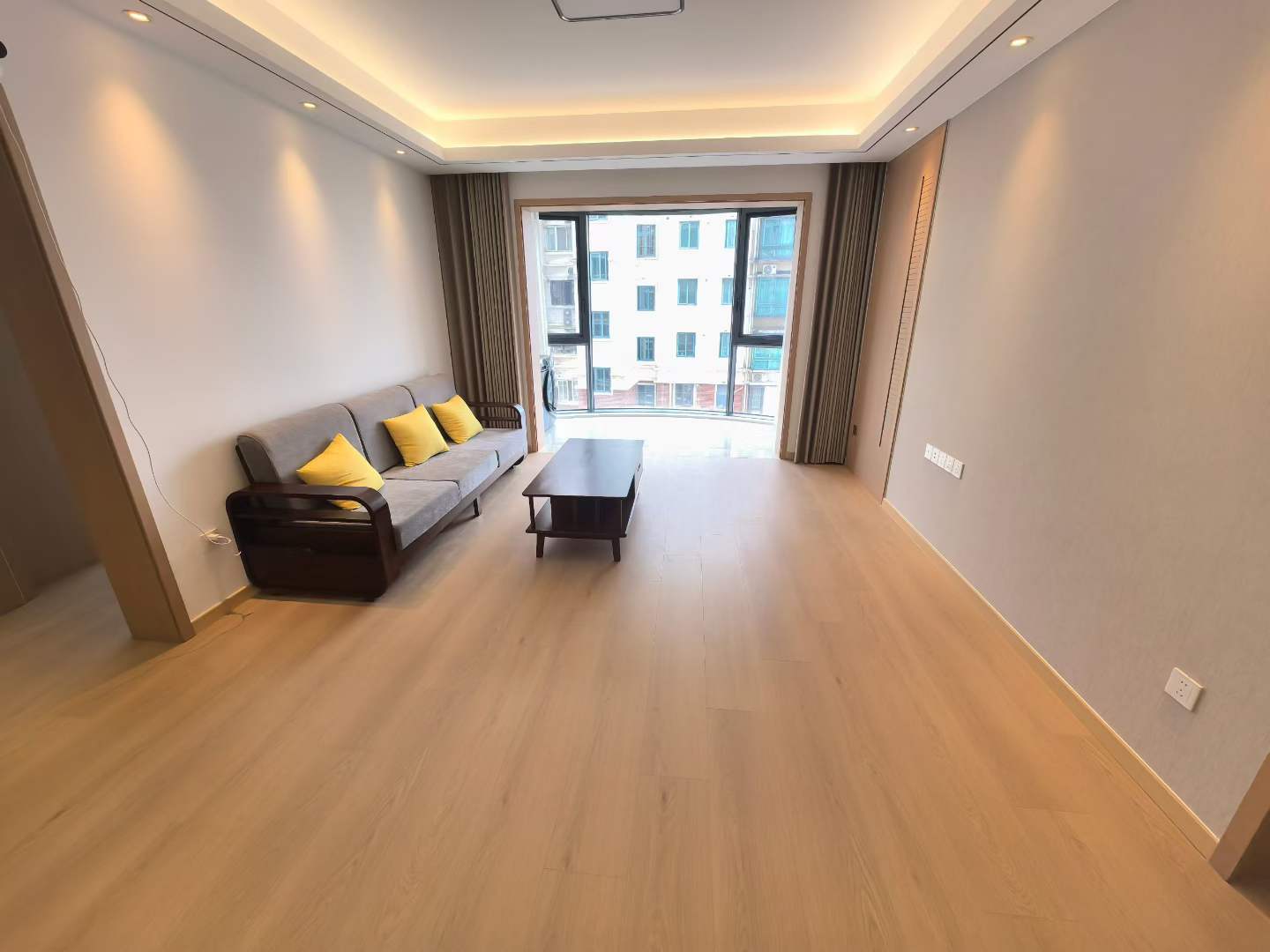 徐汇区 徐虹华庭 1BR Shanghai Rental | ExpatHome