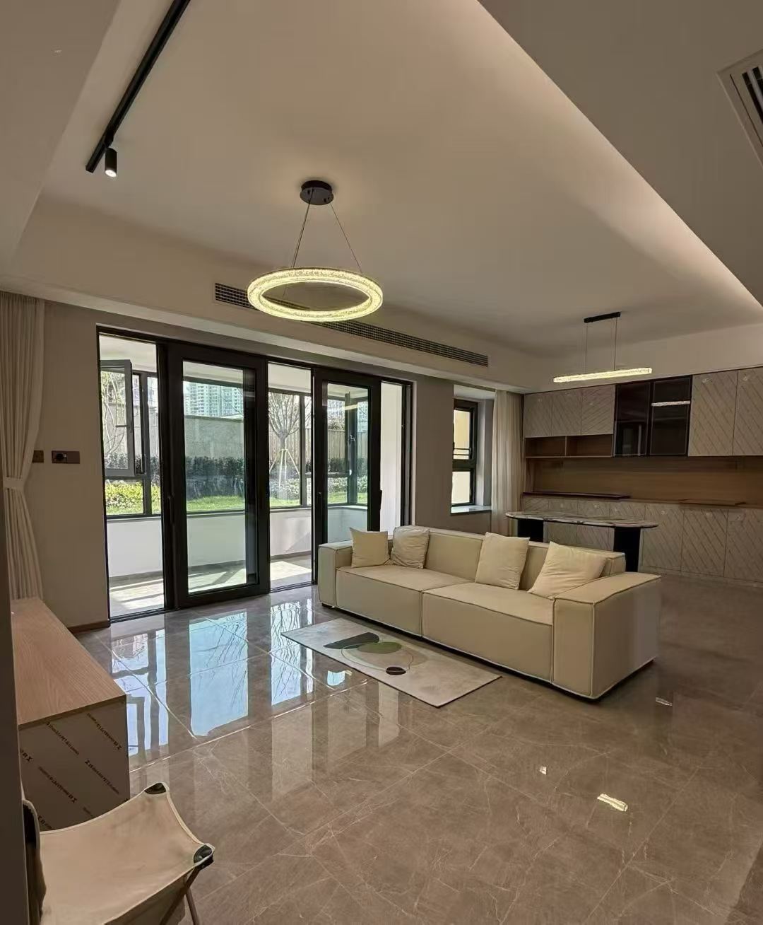 普陀区 招商苏河玺 4BR Shanghai Rental | ExpatHome
