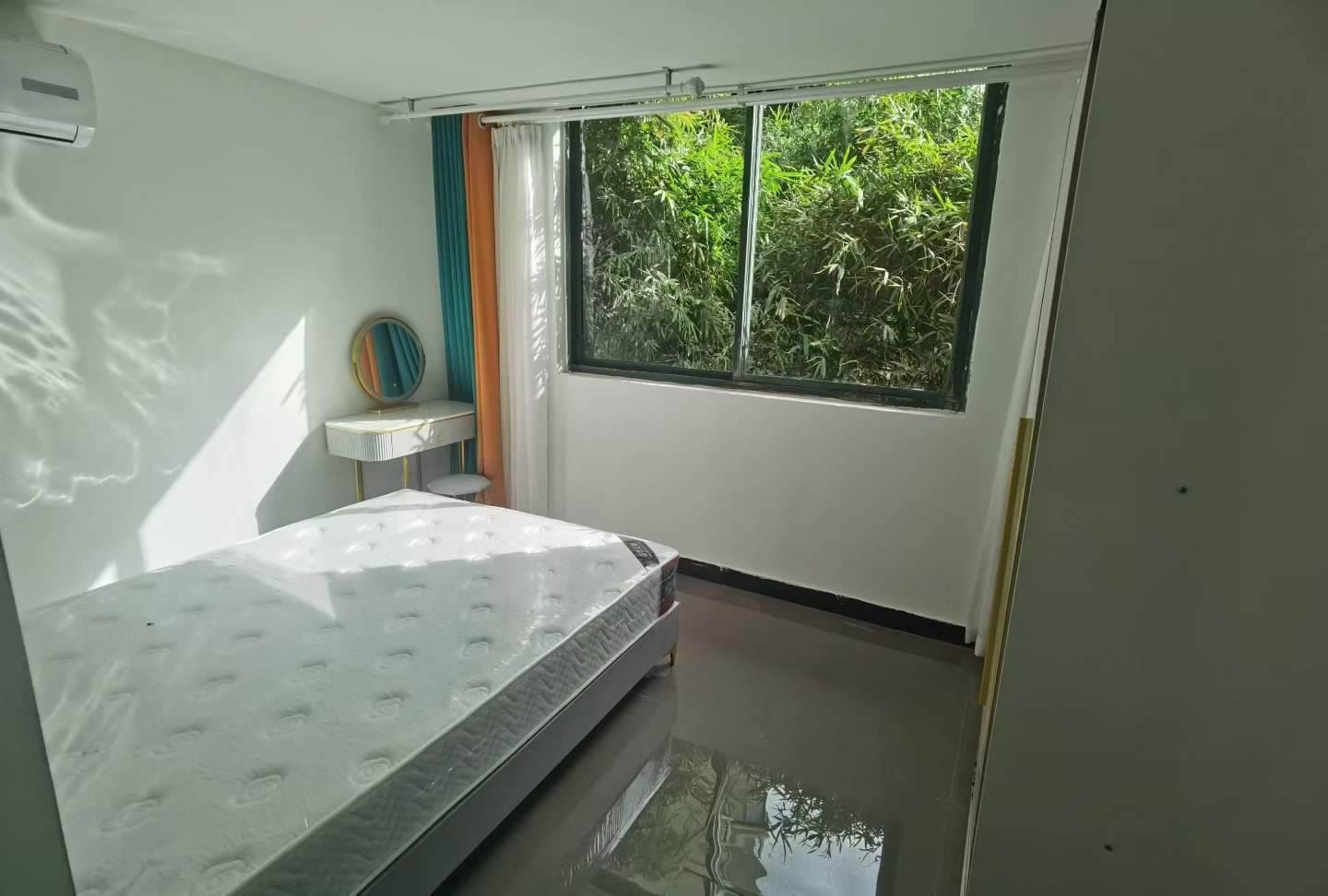 普陀区 水岸豪庭 1BR Shanghai Rental | ExpatHome