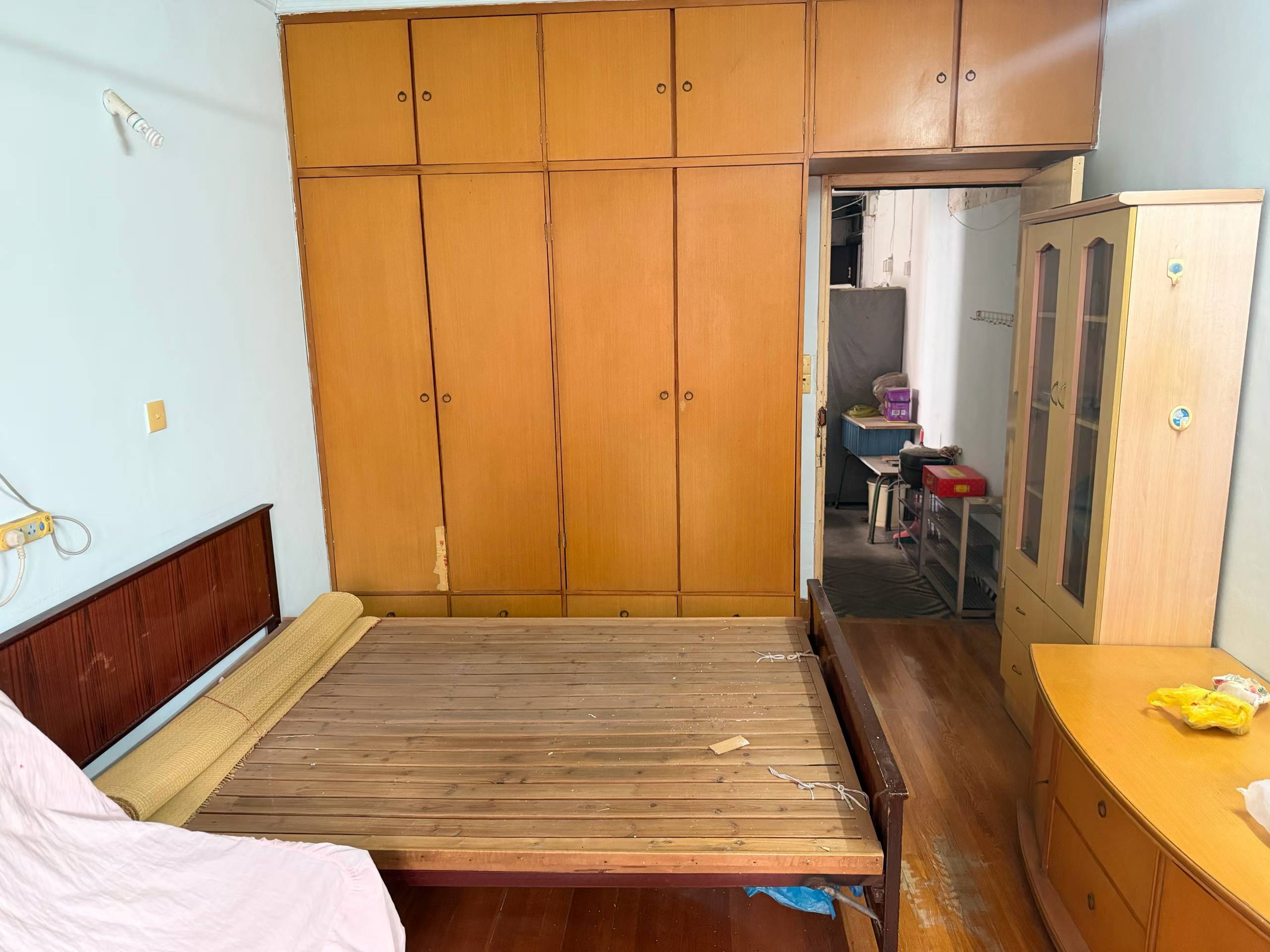 静安区 高荣小区 1BR Shanghai Rental | ExpatHome
