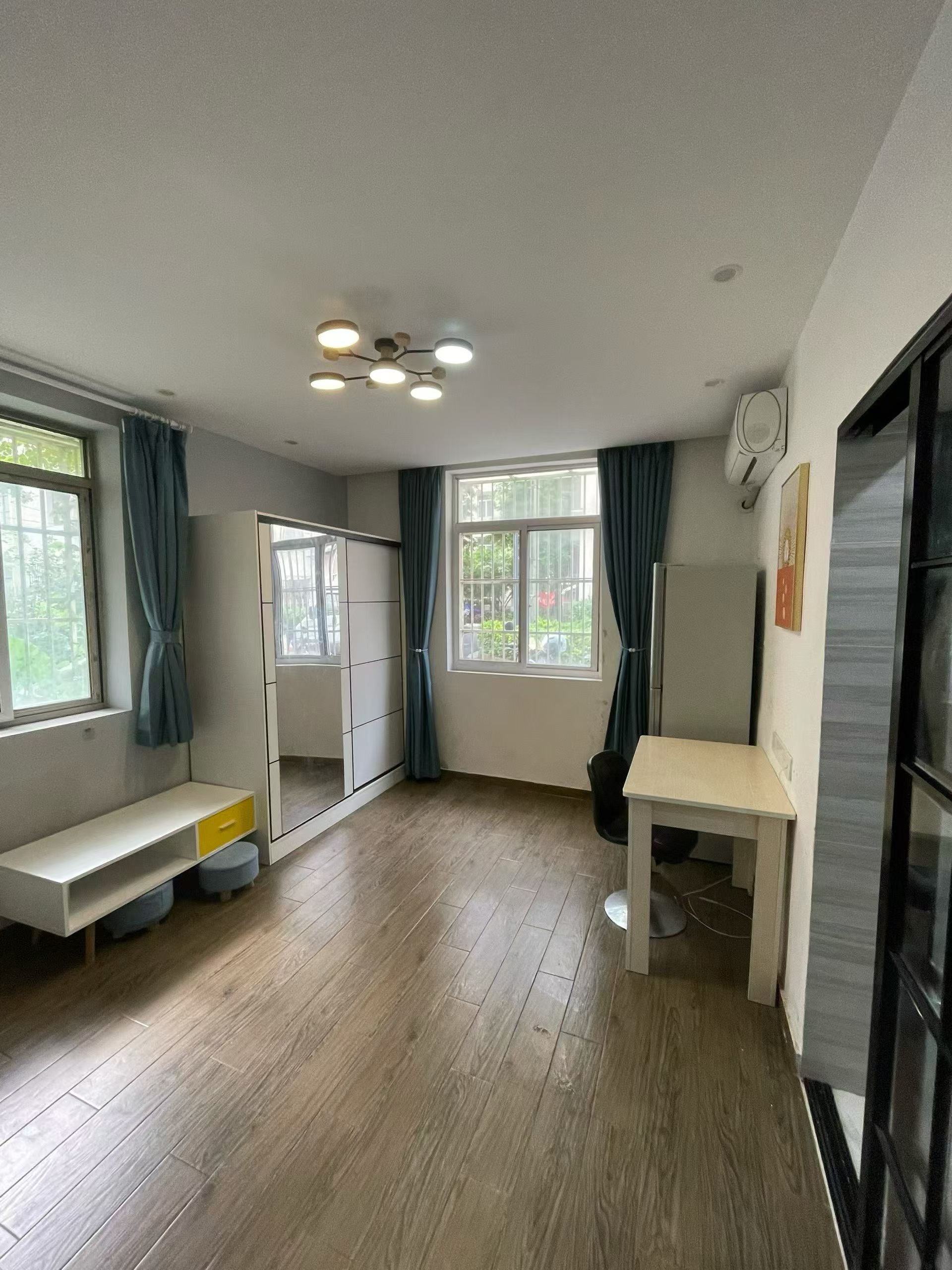 长宁区 天山五村 1BR Shanghai Rental | ExpatHome
