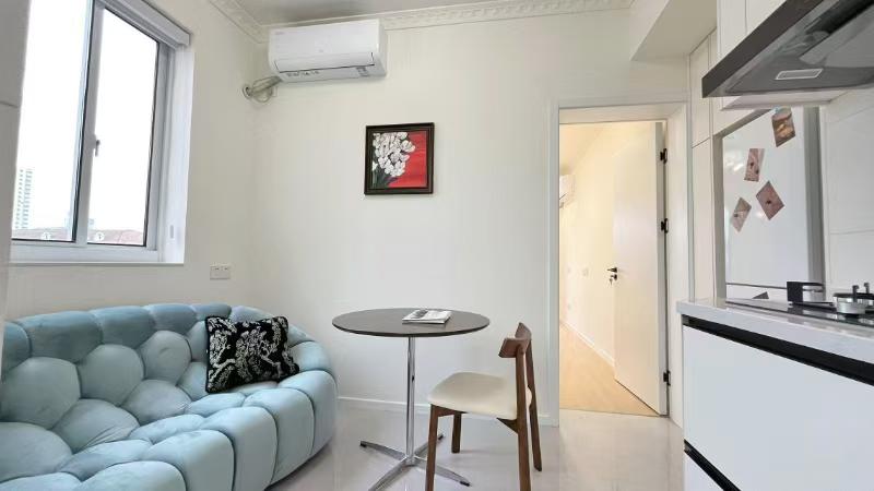 徐汇区 龙山新村 1BR Shanghai Rental | ExpatHome