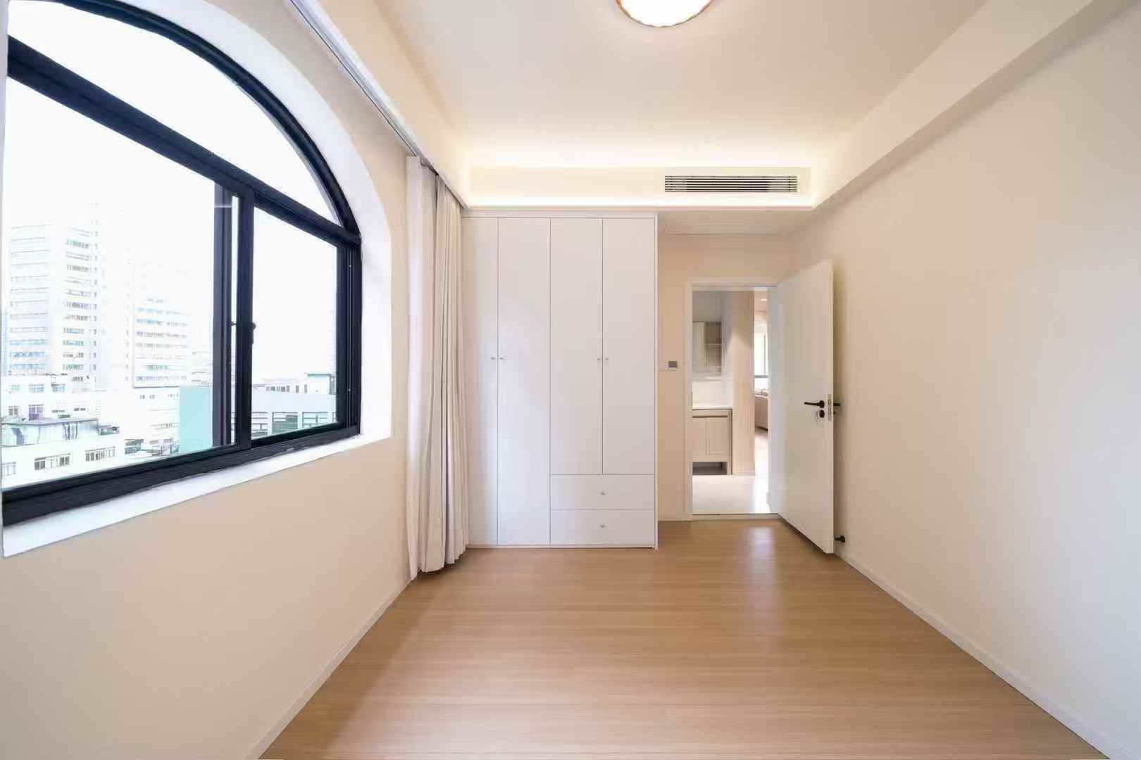 静安区 新平公寓 3BR Shanghai Rental | ExpatHome