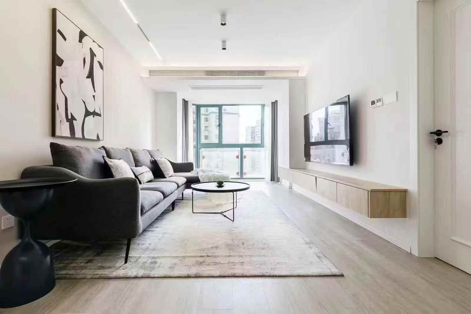 徐汇区 东方曼哈顿 2BR Shanghai Rental | ExpatHome