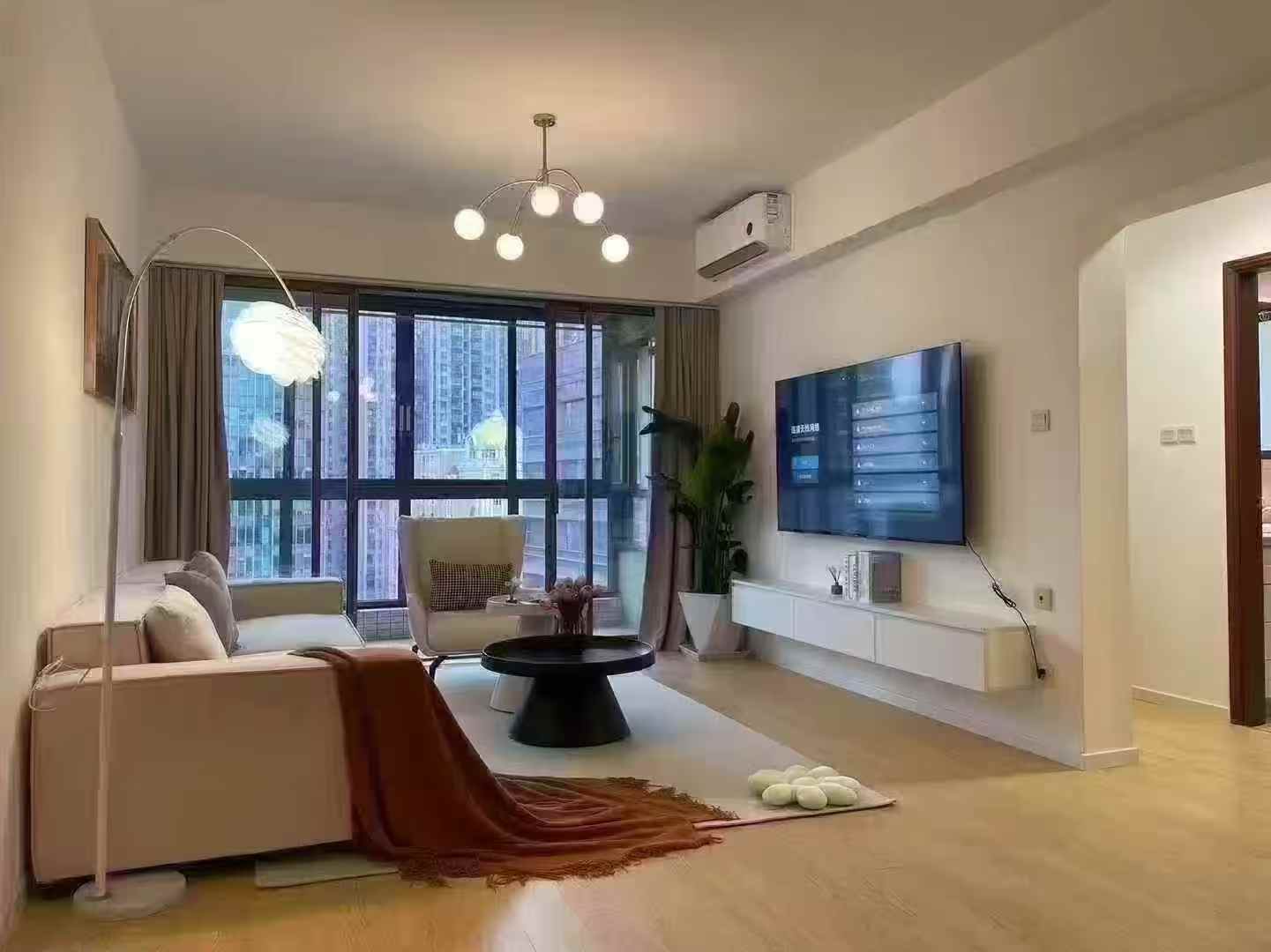 静安区 卓悦居一期 2BR Shanghai Rental | ExpatHome