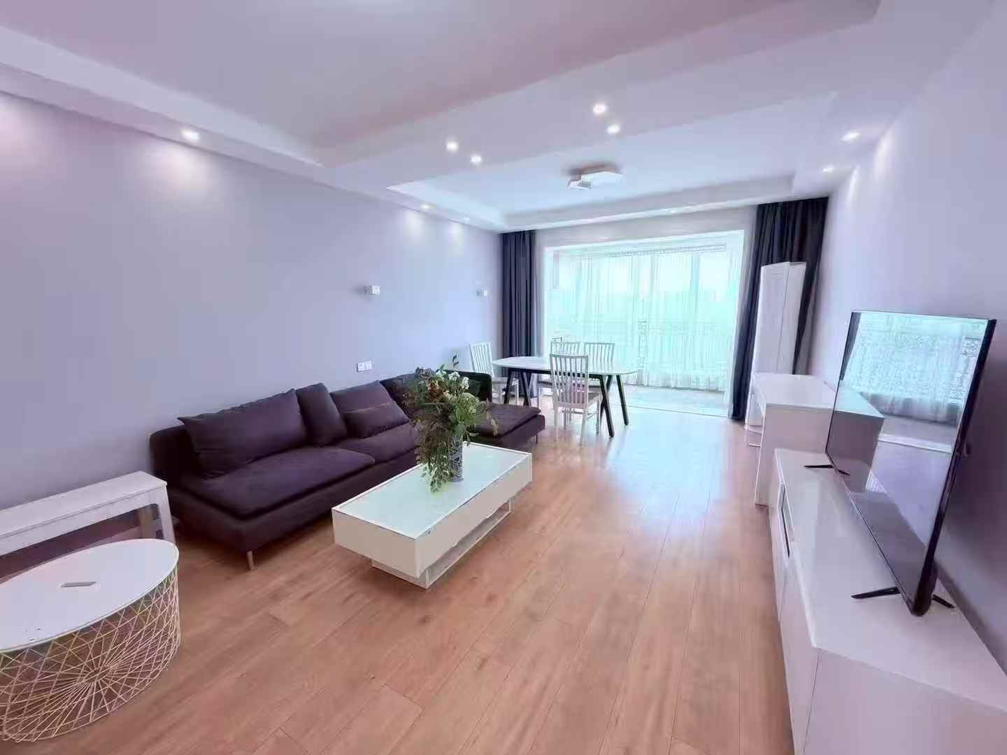 长宁区 虹桥路1060弄 4BR Shanghai Rental | ExpatHome