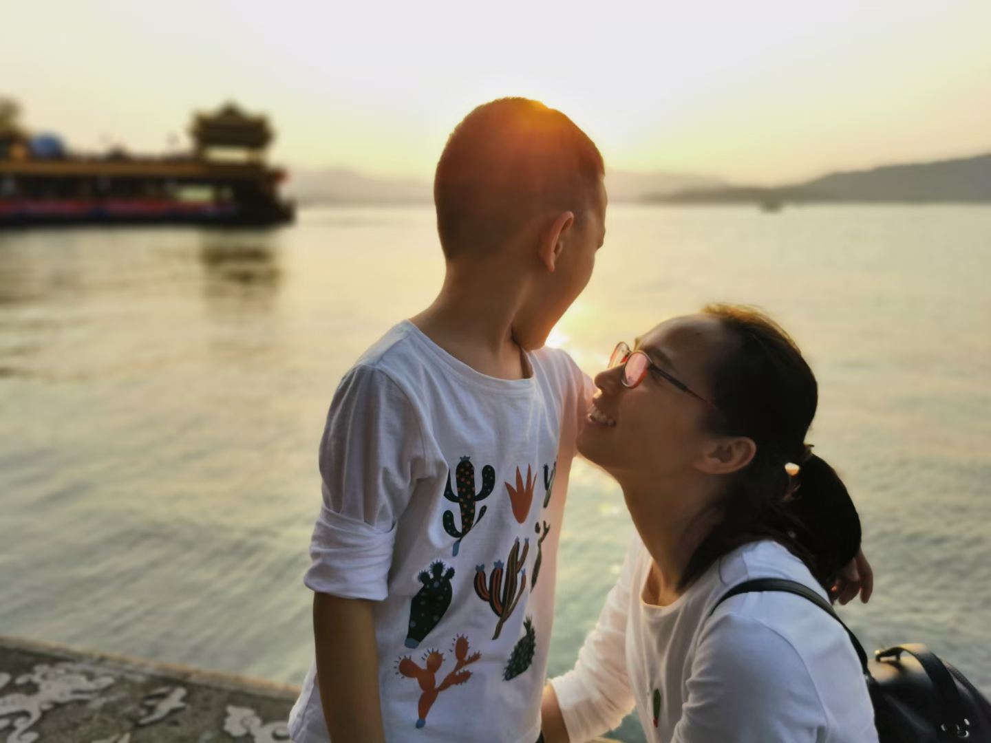 https://shmmsns.qpic.cn/mmsns/Y3WgNLFjO0edEH8S7oZttibPSPvKMp8adxTiahynRUJc1Fyc6V6bib6dPrDfpzic4ZvdpKcyAGNScao/0/150
