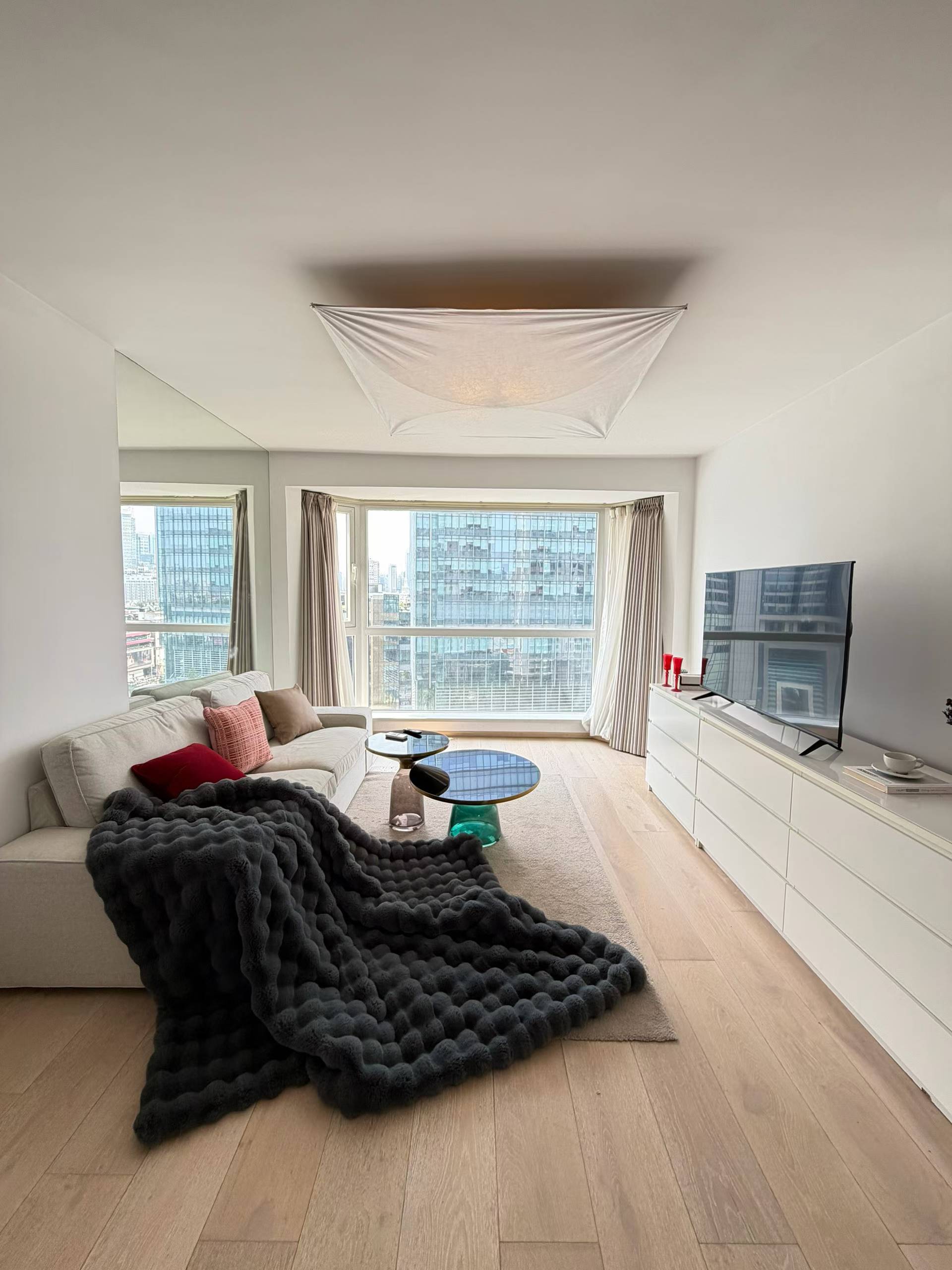 徐汇区 东方巴黎 1BR Shanghai Rental | ExpatHome