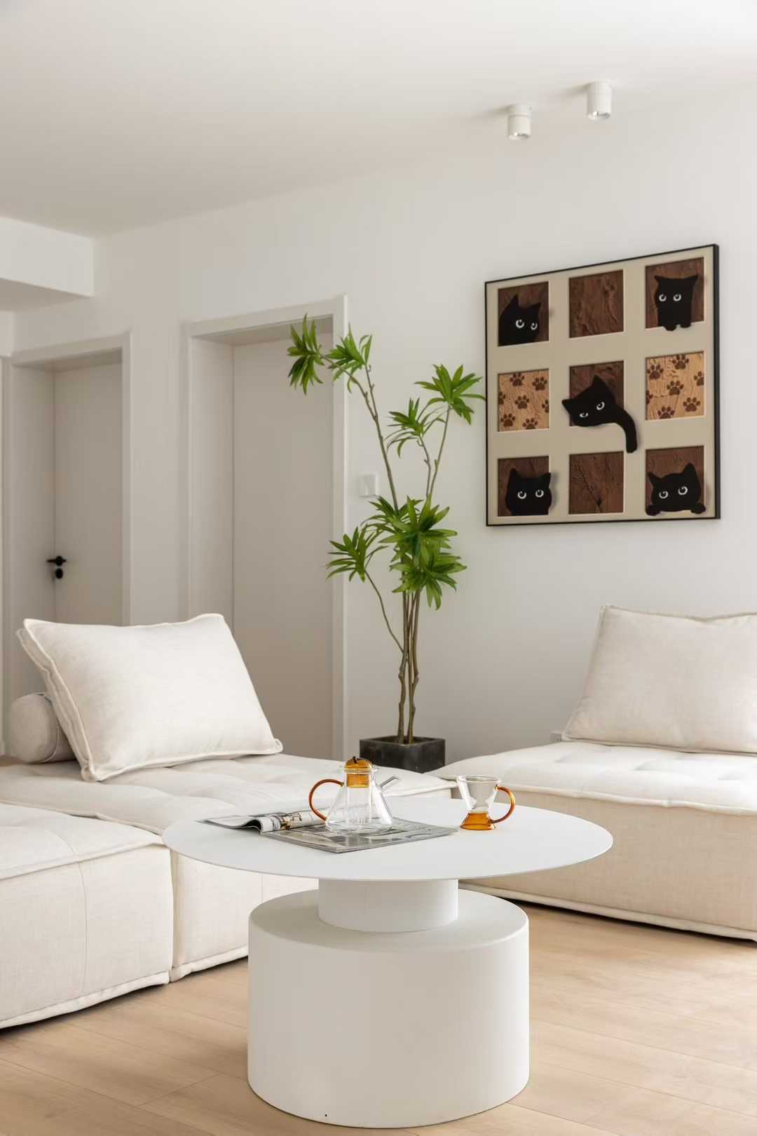 静安区 梅山大楼 2BR Shanghai Rental | ExpatHome