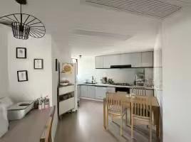 长宁区 总统公寓 2BR Shanghai Rental | ExpatHome