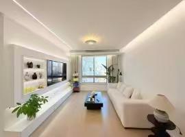 静安区 延平路10弄 1BR Shanghai Rental | ExpatHome