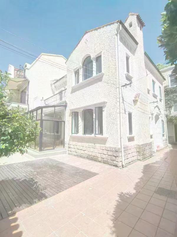 徐汇区 永福路72弄 5BR Shanghai Rental | ExpatHome