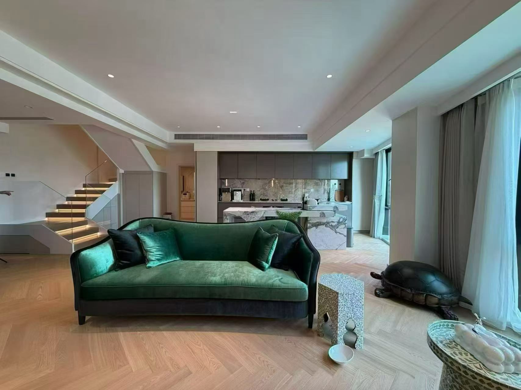 徐汇区 东亚公寓 2BR Shanghai Rental | ExpatHome