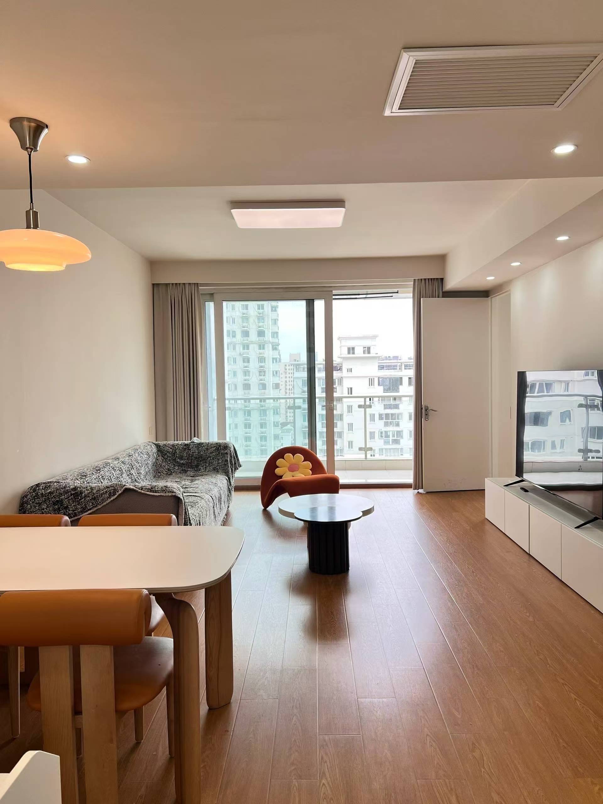 徐汇区 汇峰鼎园 1BR Shanghai Rental | ExpatHome