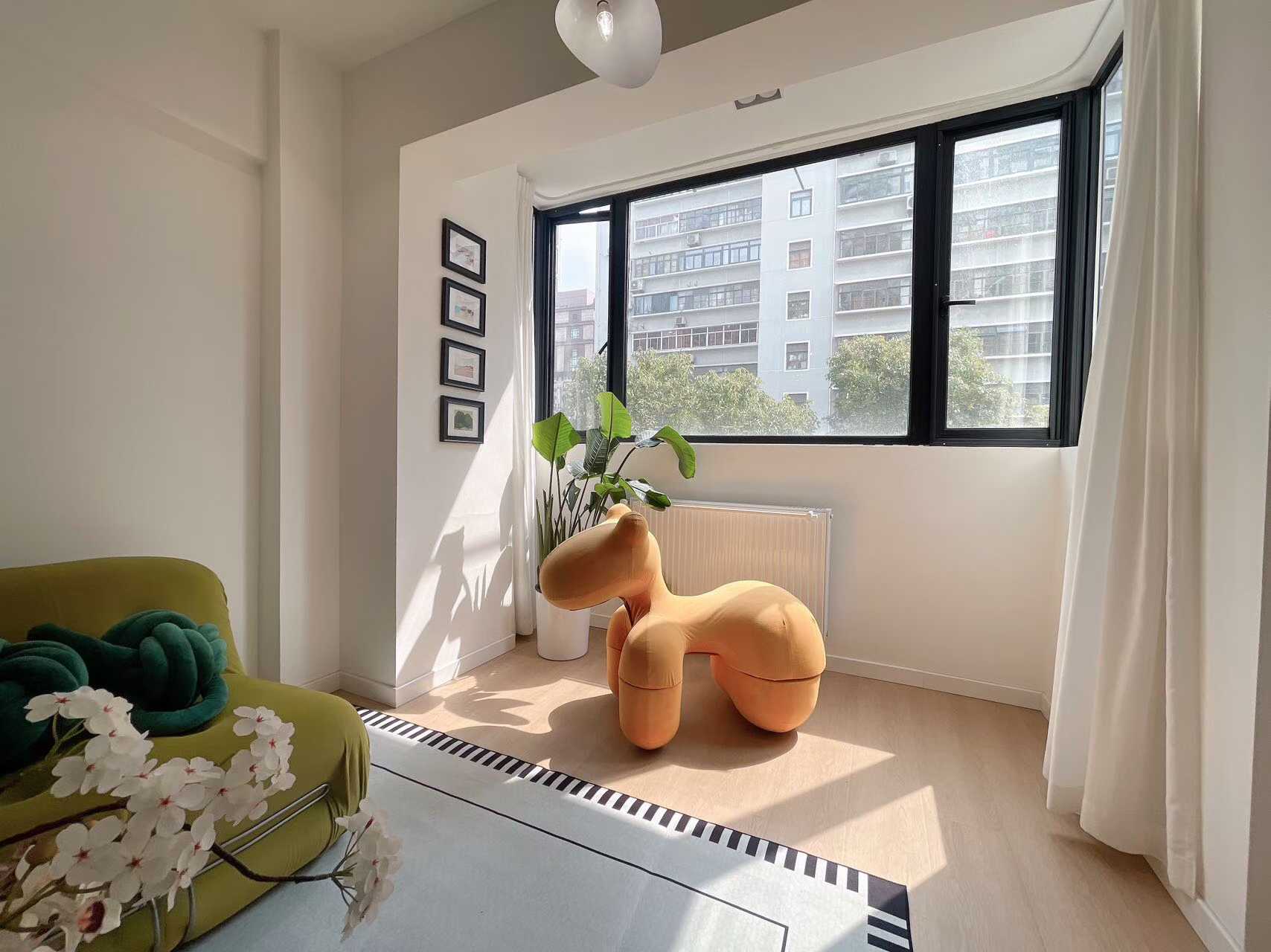 静安区 京西大楼 1BR Shanghai Rental | ExpatHome