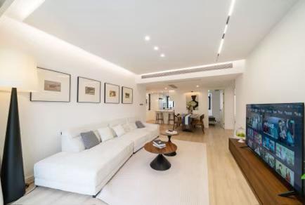 徐汇区 莱诗邸 3BR Shanghai Rental | ExpatHome