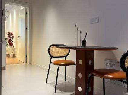 徐汇区 光大会展中心 2BR Shanghai Rental | ExpatHome
