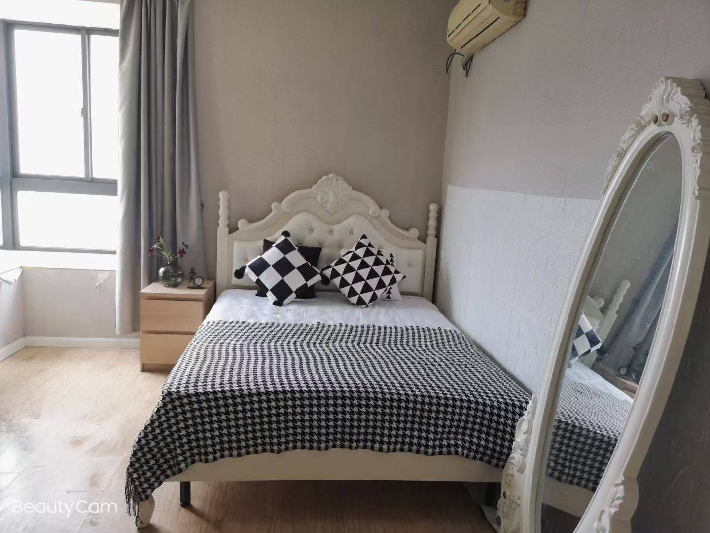 普陀区 中潭路100弄 1BR Shanghai Rental | ExpatHome
