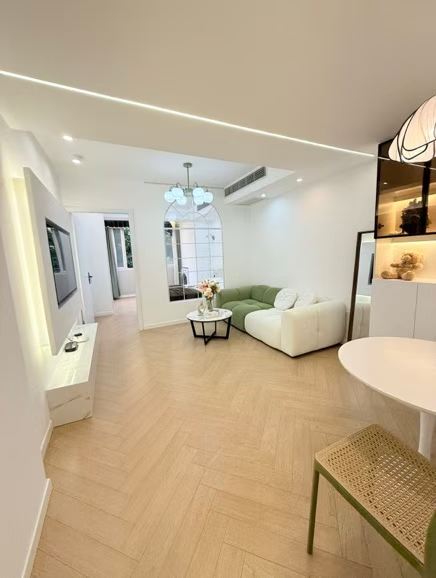 长宁区 海厦小区 1BR Shanghai Rental | ExpatHome